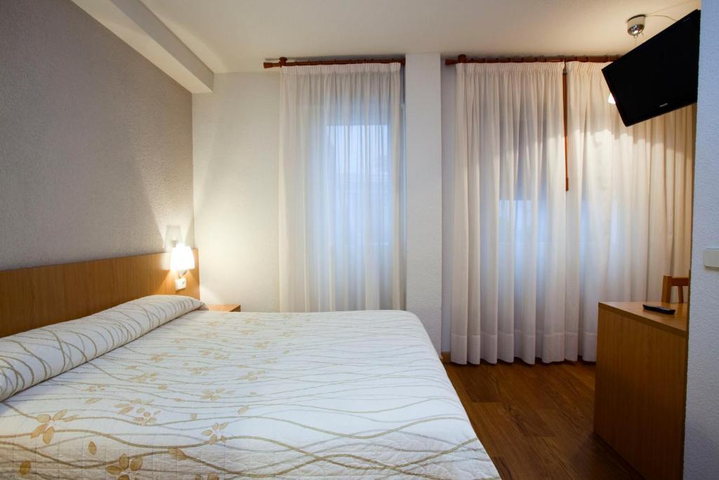 Hostal Abodi Pamplona Phòng bức ảnh