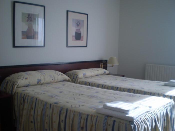 Hostal Abodi Pamplona Phòng bức ảnh