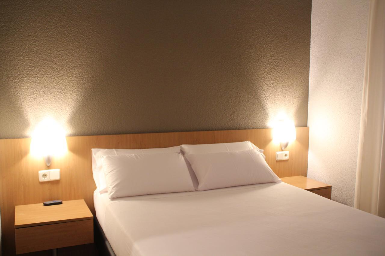 Hostal Abodi Pamplona Ngoại thất bức ảnh
